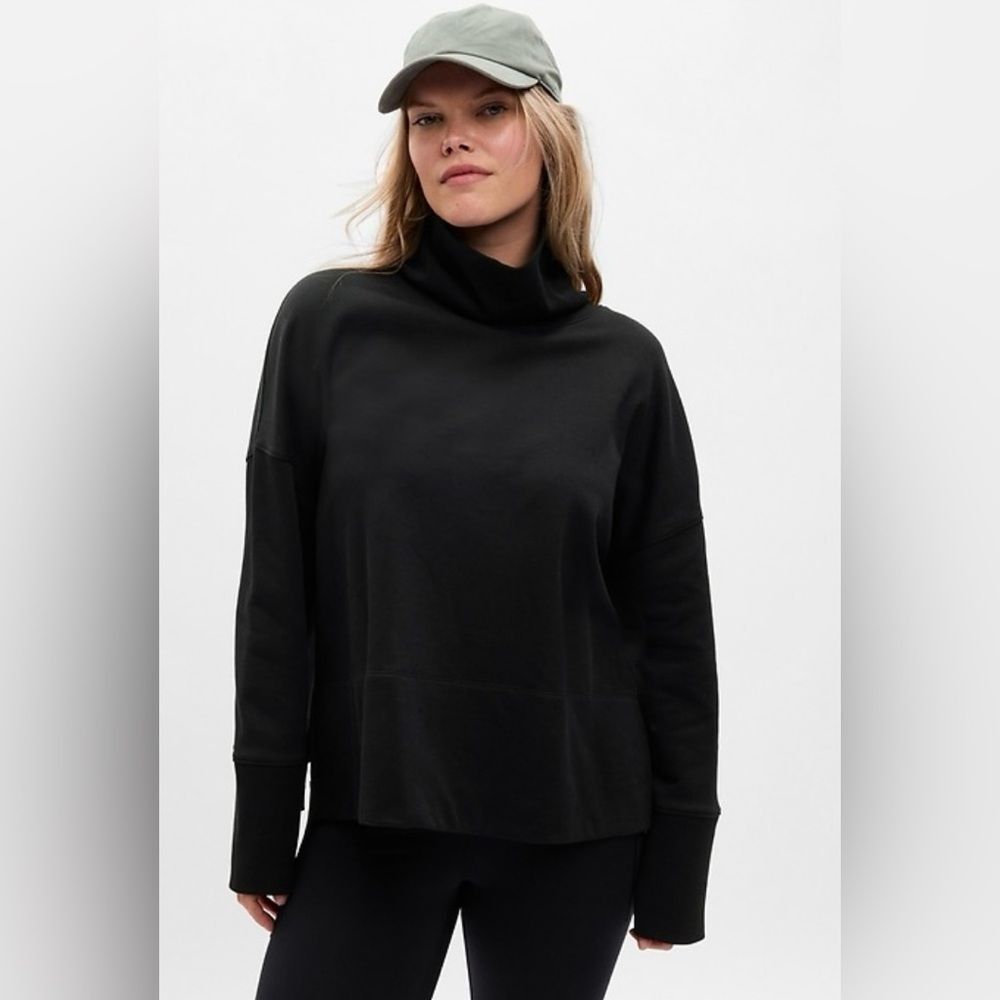 GAP Black 24/7 Split-Hem Vintage Soft Turtleneck Pullover in Size M Petite
